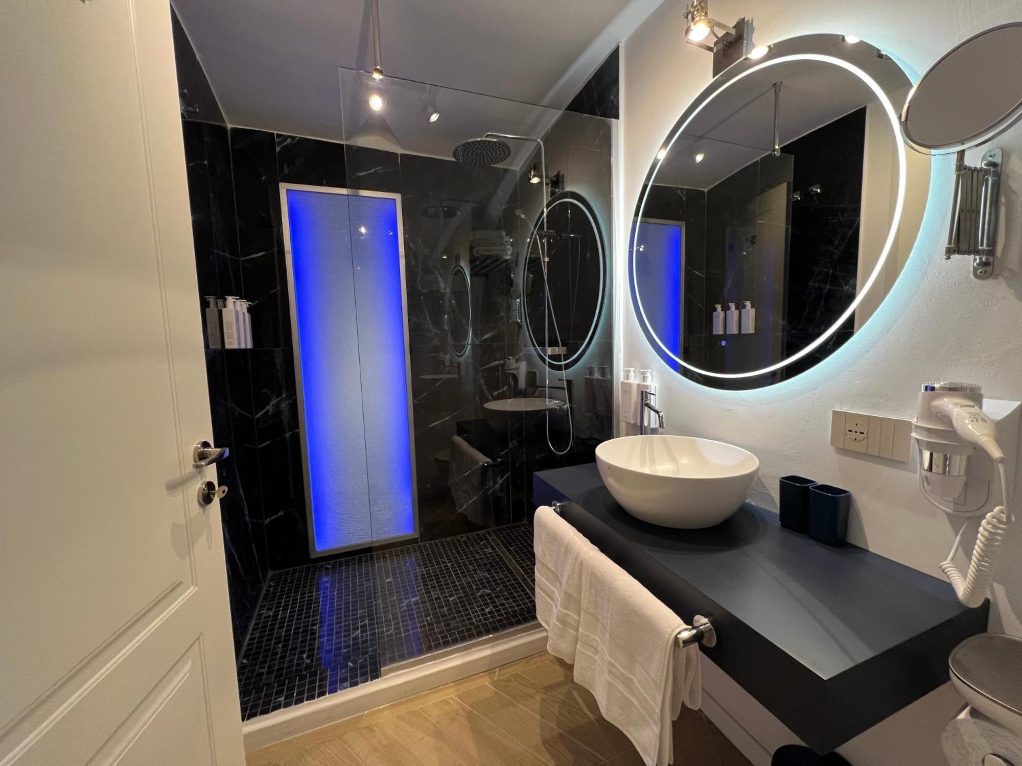 Rome Luxury Blue Suites- Love מראה חיצוני תמונה